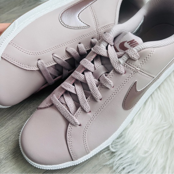 NWT Nike Court Royale Women’s Shoes - Picture 4 of 8